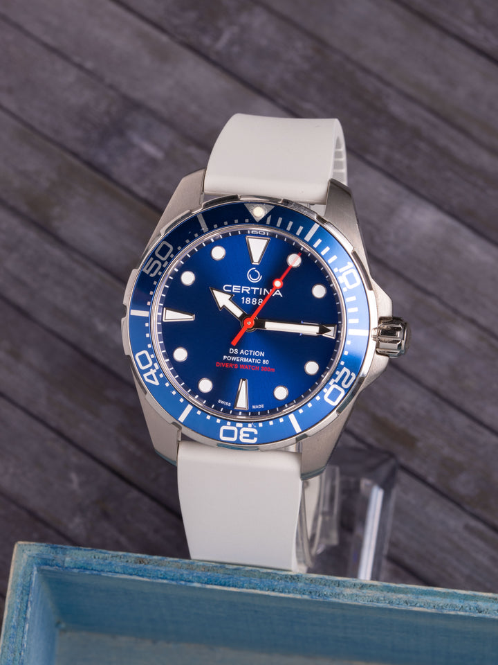 OWC CUSTOMIZABLE SIZE FKM STRAP 2.0 | WHITE