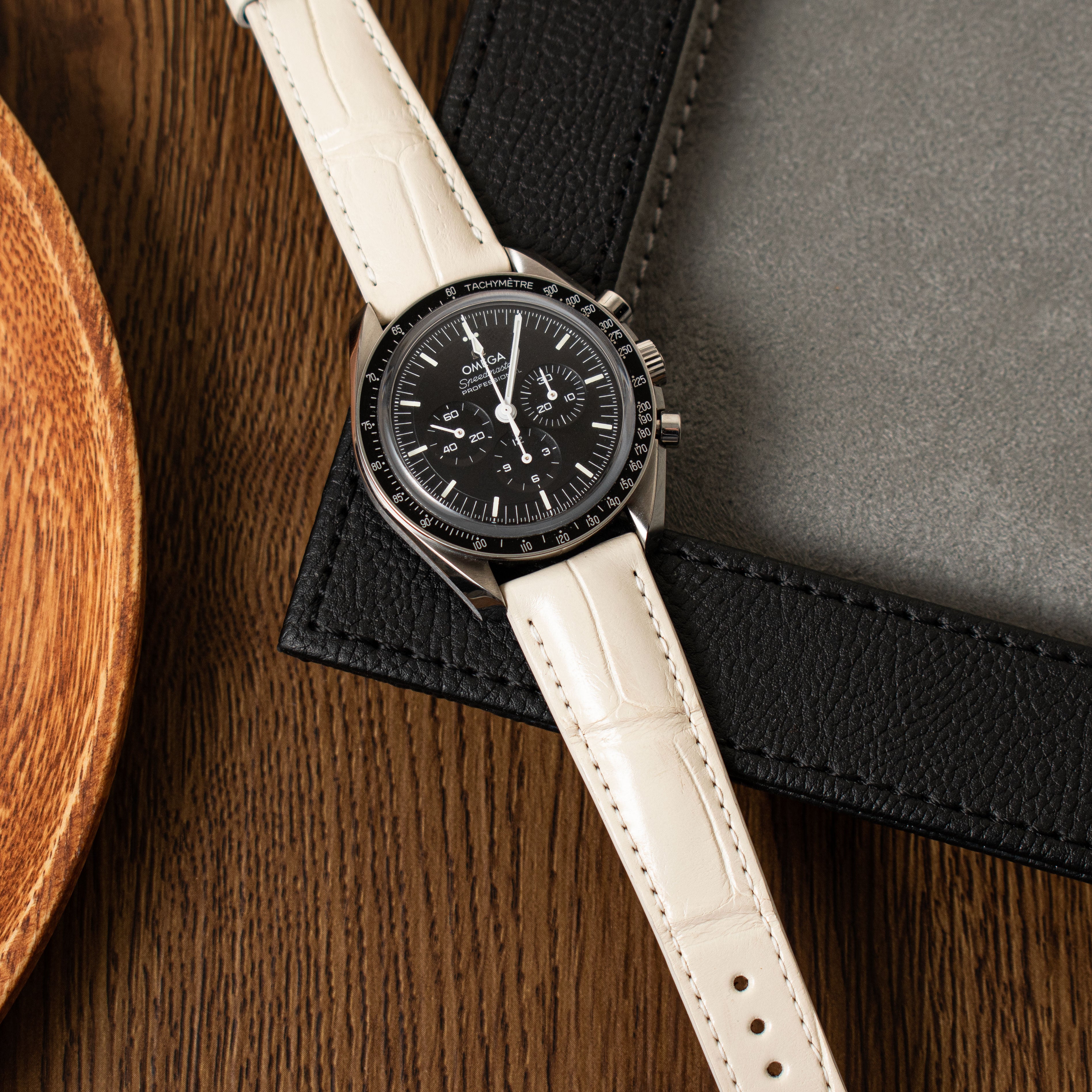 ALLIGATOR | PEARL WHITE