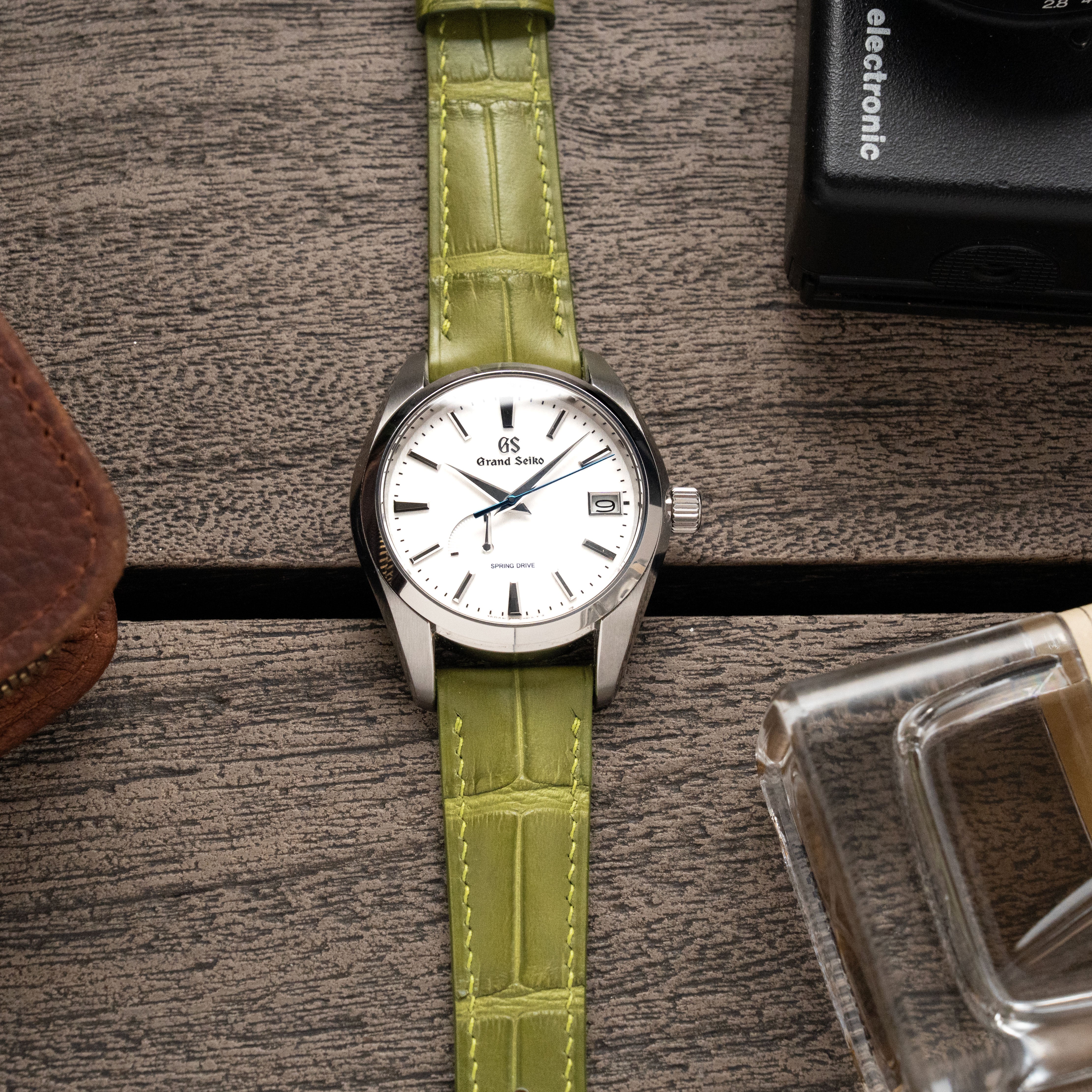 ALLIGATOR | SAGE GREEN