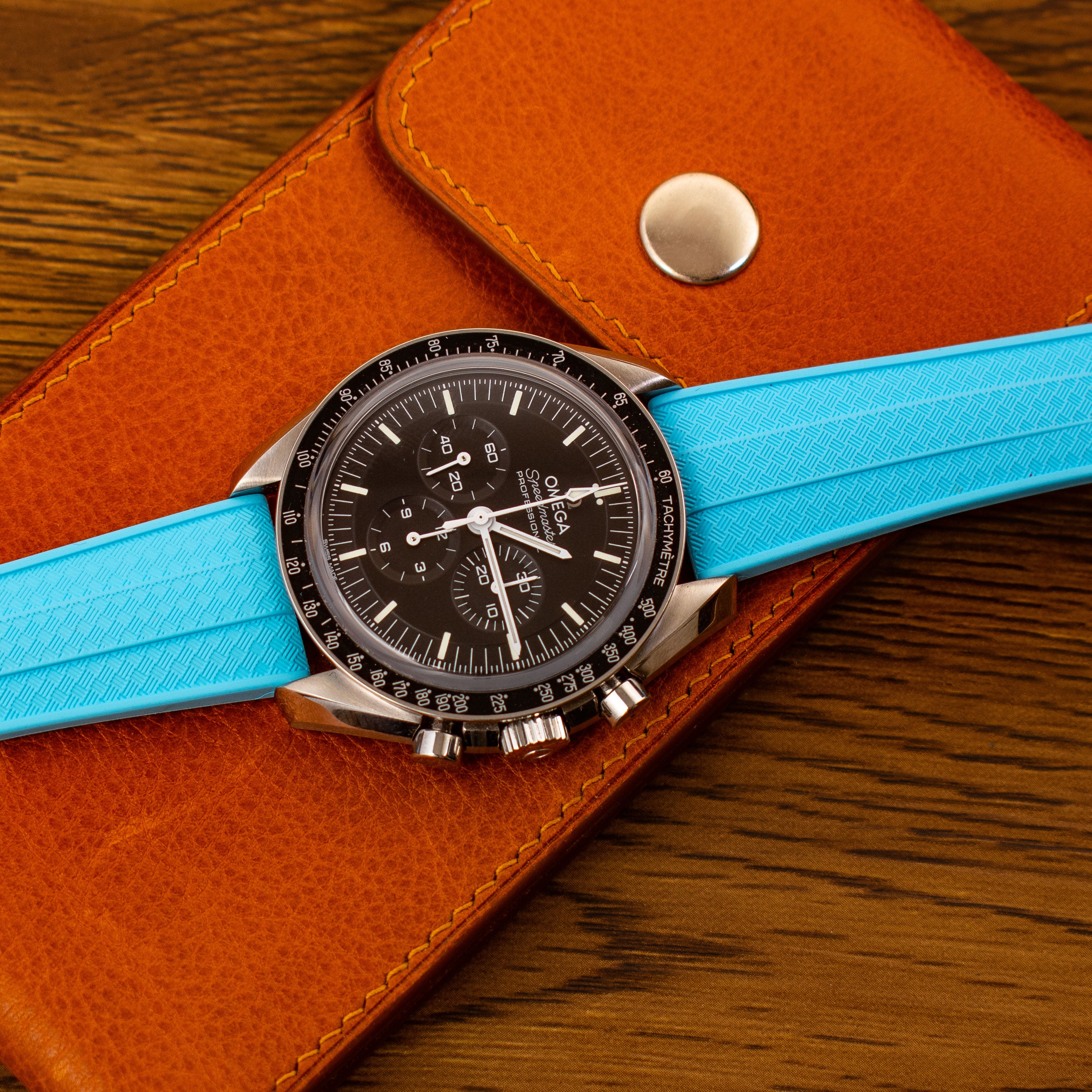 OWC FKM |  RUBBER STRAP | MIAMI BLUE