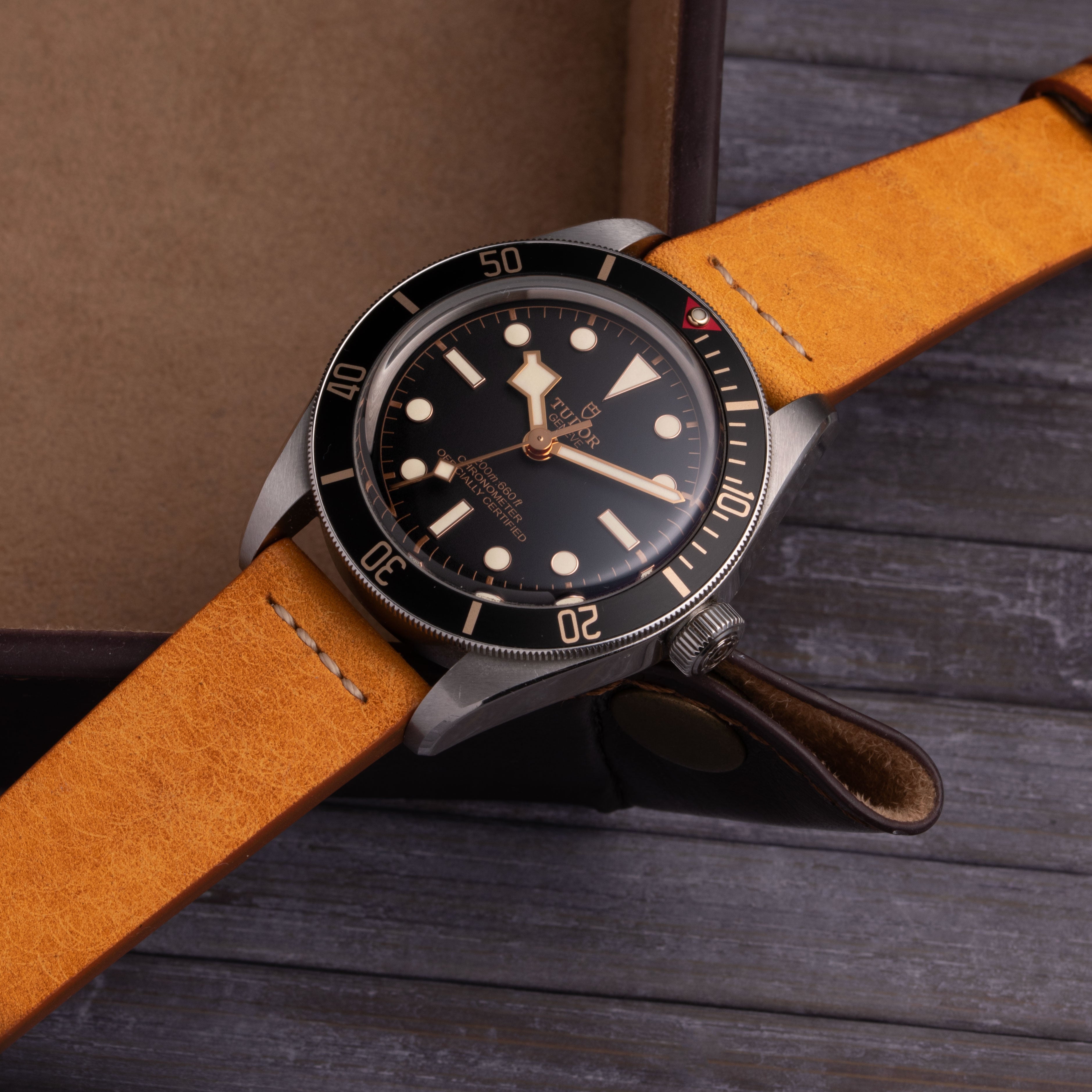 PUEBLO | TOP STITCH MUSTARD