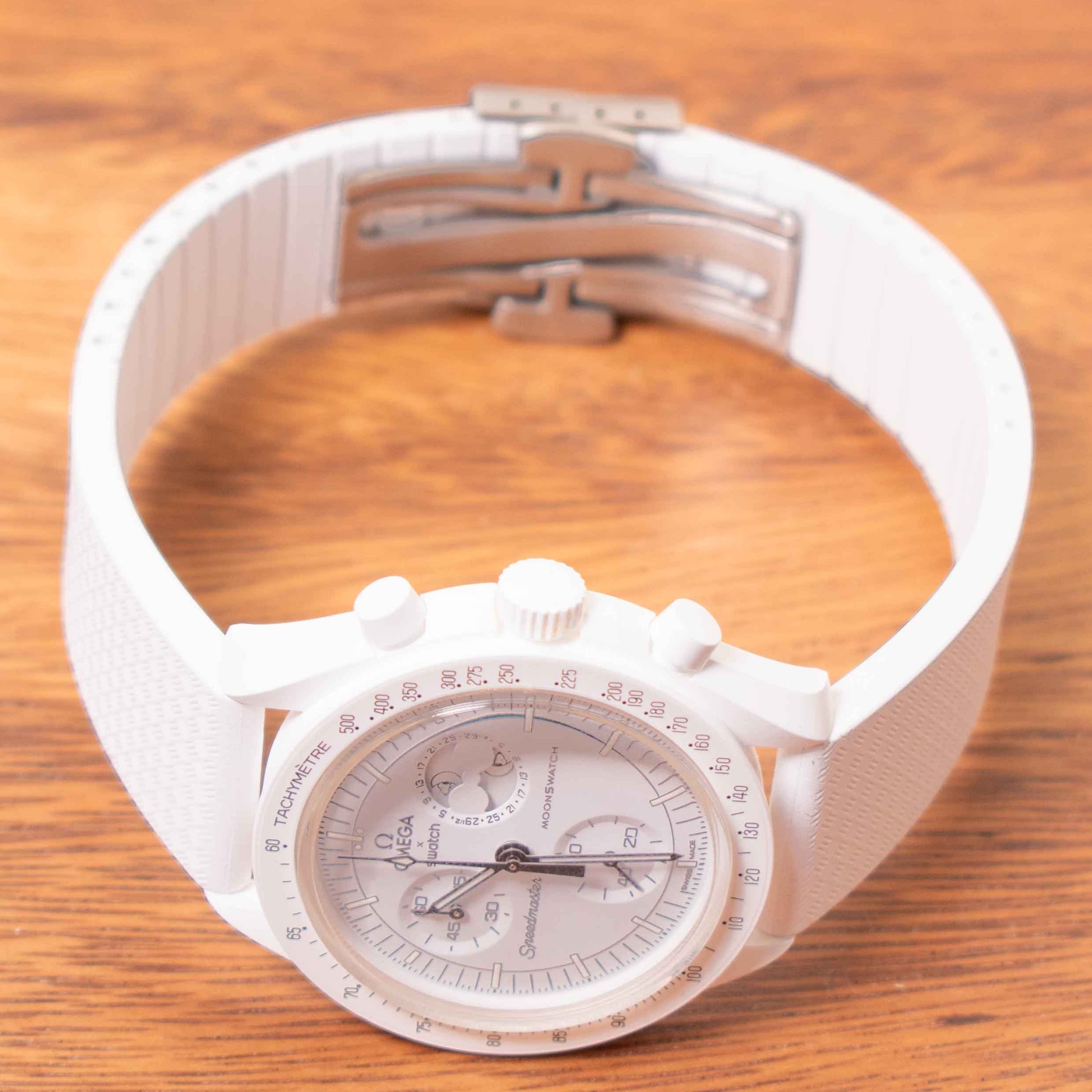 OWC CUSTOMIZABLE SIZE FKM STRAP | WHITE