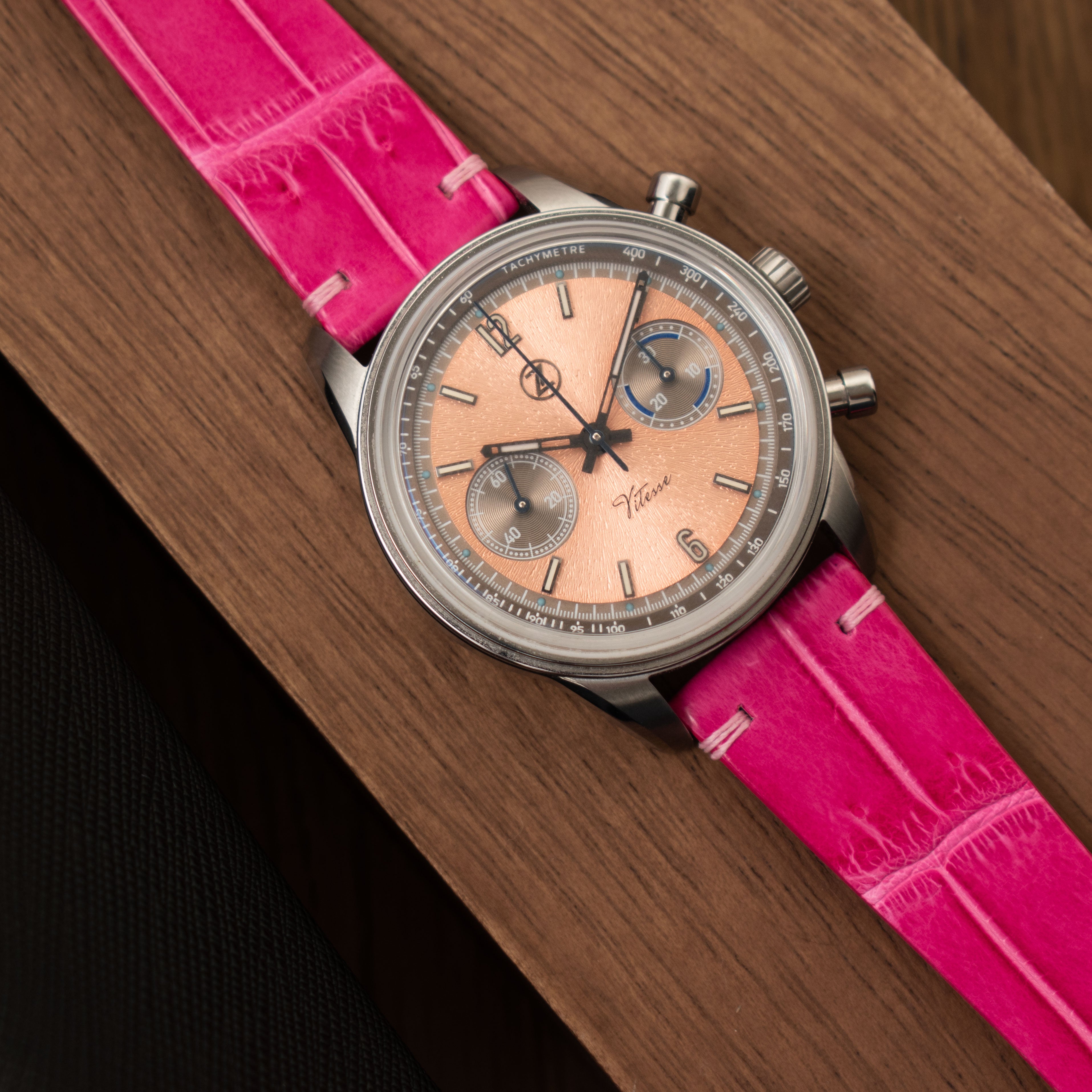 ALLIGATOR | HOT PINK