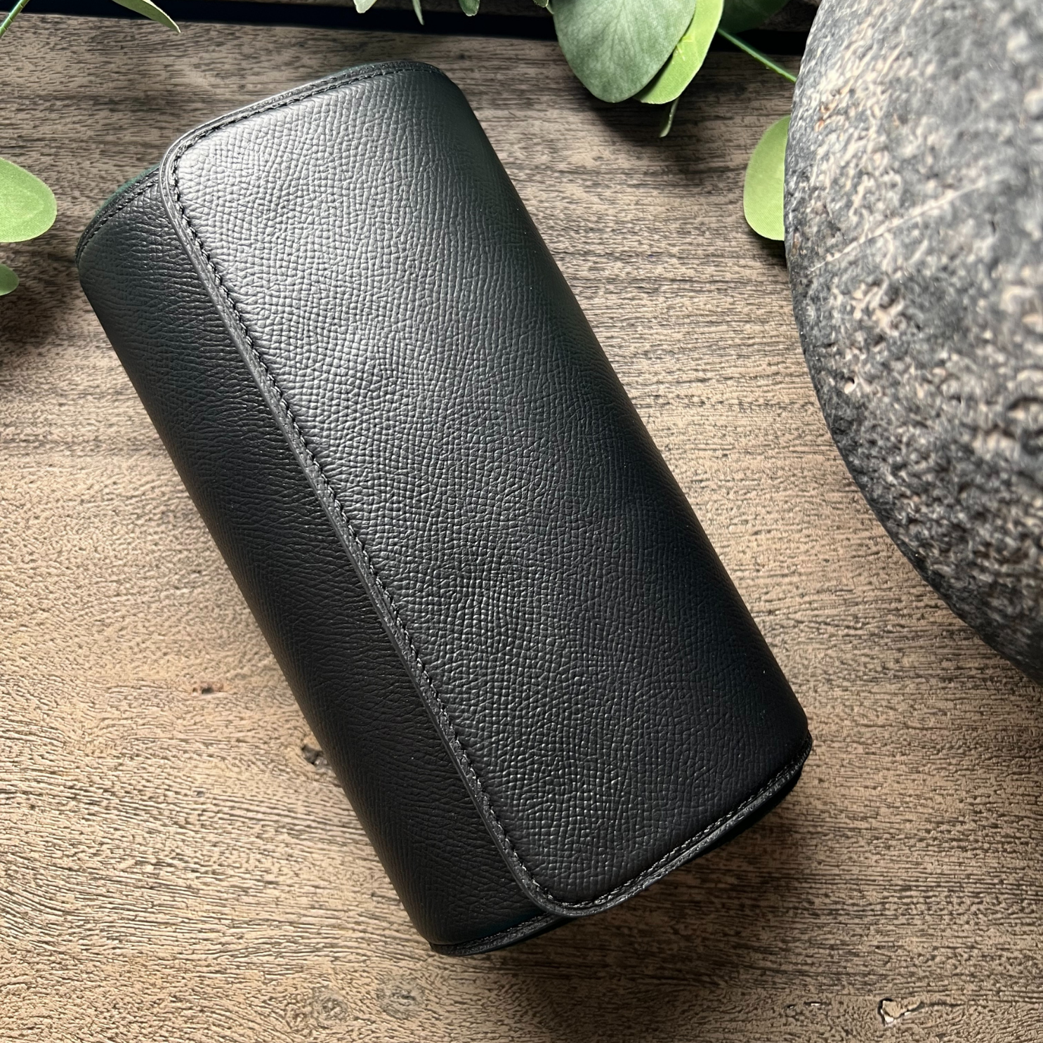 OWC WATCH ROLL | BLACK