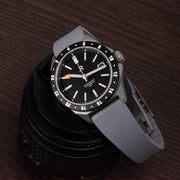 OWC CUSTOMIZABLE SIZE FKM STRAP 2.0 | GREY