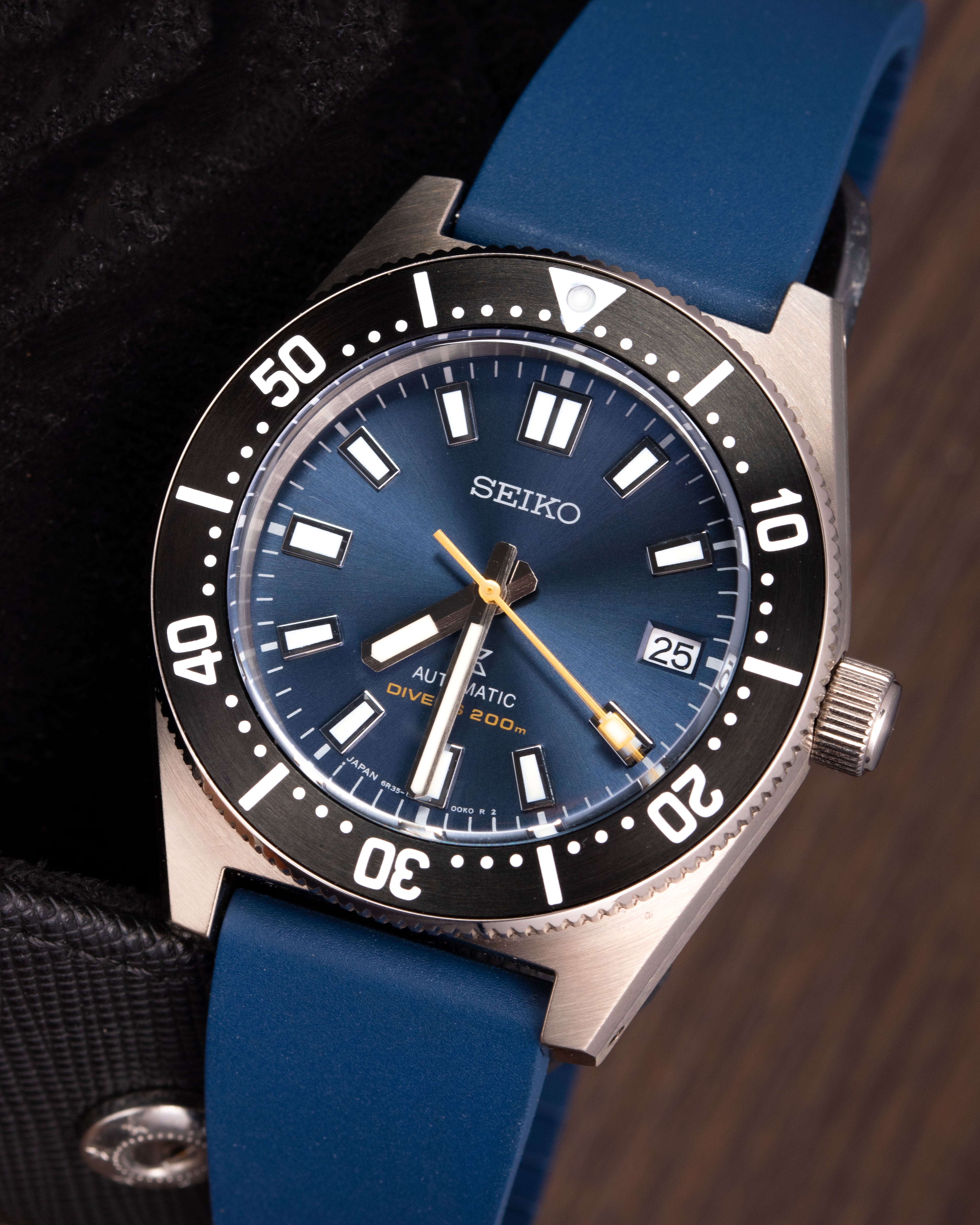 OWC CUSTOMIZABLE SIZE FKM STRAP 2.0 | NAVY